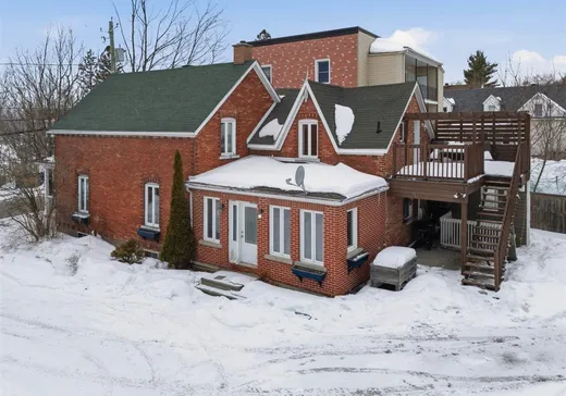 Duplex à vendre - 300-302 Rue St-Michel, Sherbrooke, J1G4G7