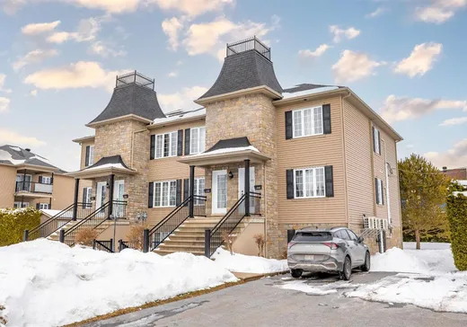 Triplex à vendre - 1101-1105 Rue des Orchidées, Farnham, J2N 3C2