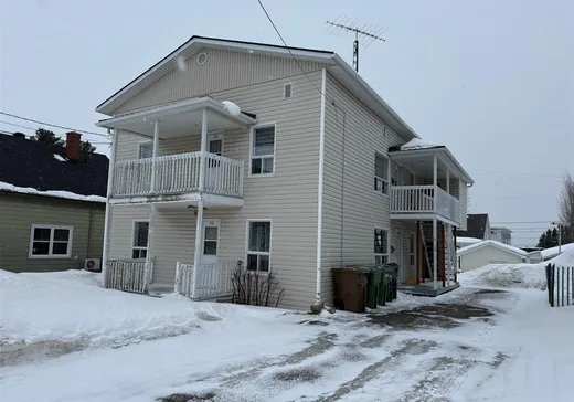 Duplex for sale - 261-263 Rue Notre-Dame, Asbestos, J1T2G9
