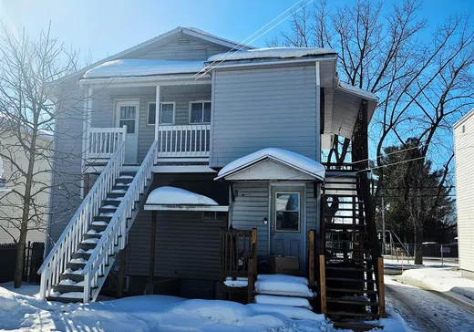 Triplex à vendre - 182-186 Rue Olivier, Victoriaville, G6P 5G9