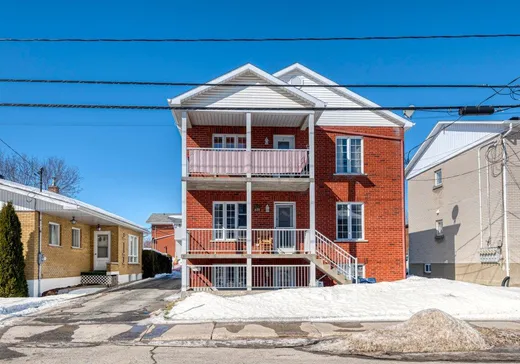 4-Plex à vendre - 837 Rue St-Georges, Drummondville, J2C4J1