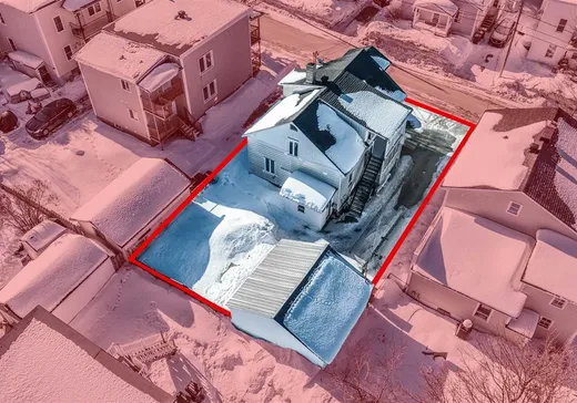 Duplex à vendre - 245-247 Rue St-Joseph, Asbestos, J1T 2G5