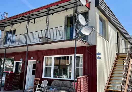 5-Plex for sale - 256-272 Rue l'Annonciation N., Rivière-Rouge, J0T1T0