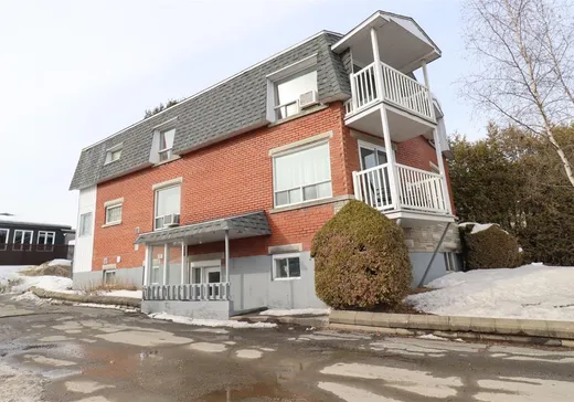 Triplex for Sale - 124-128 Rue Angus S., East Angus, J0B 1R0