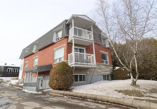 Triplex for Sale - 124-128 Rue Angus S., East Angus, J0B 1R0