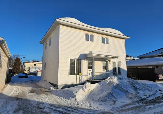 Duplex for Sale - 2021-2023 Rue St-Henri, Jonquière, G7X 5C7