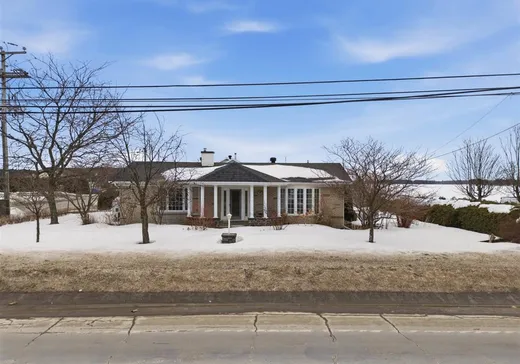 Duplex à vendre - 250Z Rue Notre-Dame, St-Cyrille-De-Wendover, J0C1A0