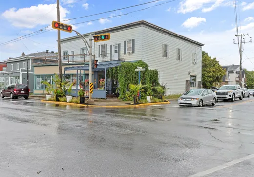 Duplex à vendre - 18 Rue St-Jean-Baptiste E., Rigaud, J0P1P0