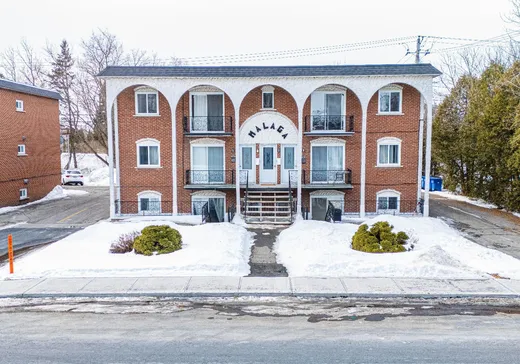 5-Plex à vendre - 428-432A Rue Jacques-Cartier, Salaberry-de-Valleyfield, J6T4T2