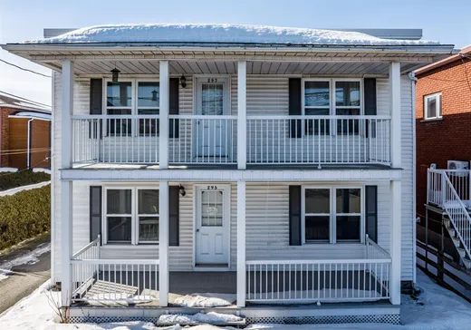 Duplex à vendre - 295-297 Rue Notre-Dame, Drummondville, J2C1M3