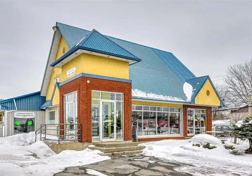 Duplex à vendre - 4564-4564A Boul. St-Joseph, St-Hubert, J4T1S5