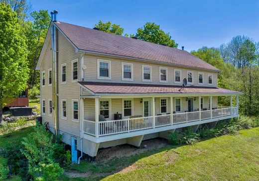 Duplex à vendre - 23-23A Ch. du Lac-Allard, Lac-Saguay, J0W 1L0