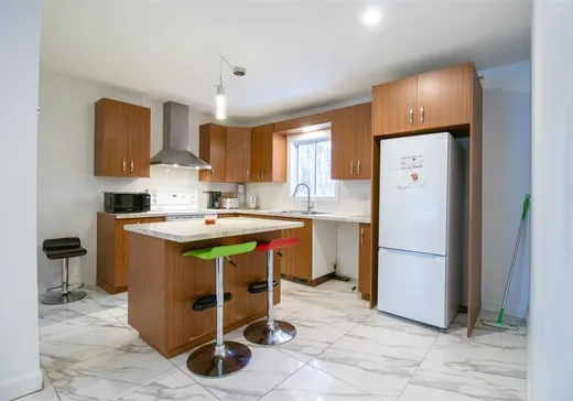 Duplex à vendre - 303-305 Boul. Mauricien, Pointe-Du-Lac, G9B 1E4