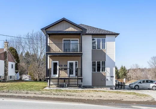 Triplex à vendre - 3695-3699 Boul. de l'Université, Sherbrooke, J1K 0A3