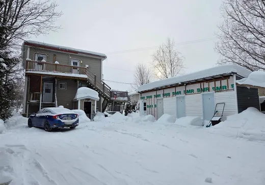 4-Plex à vendre - 7-15 Rue Iberville E., Rouyn-Noranda, J9X 3M6