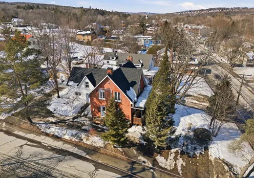 Duplex à vendre - 229 Rue Queen, Sherbrooke, J1M 1K5