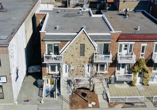 Triplex à vendre - 7445-7449 Boul. St-Laurent, Montréal (Villeray), H2R 1W8