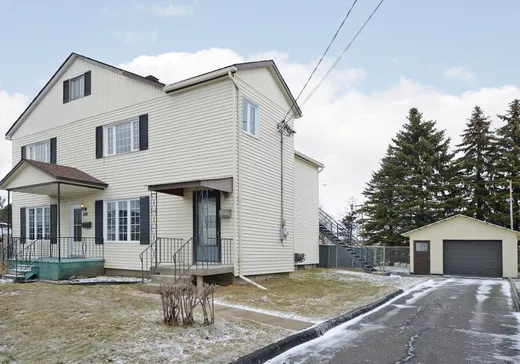 Duplex à vendre - 130 Rue Fabre, Salaberry-de-Valleyfield, J6S 4K7