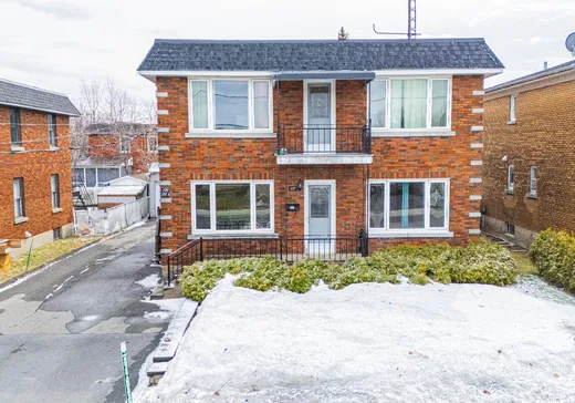 Triplex à vendre - 107-109 Rue Lafontaine, Salaberry-de-Valleyfield, J6T 2S8
