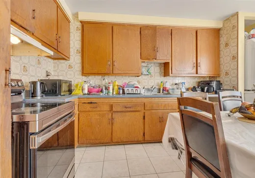 Duplex à vendre - 10850-10852 Av. Balzac, Montréal (Nord), H1H 3L9