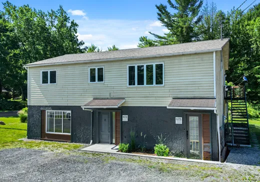 Duplex à vendre - 673-675 Rue de la Rivière, Cowansville, J2K3G6