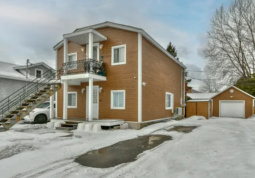 Duplex à vendre - 10-12 Rue Bélanger, Sainte-Thérèse, J7E1P3