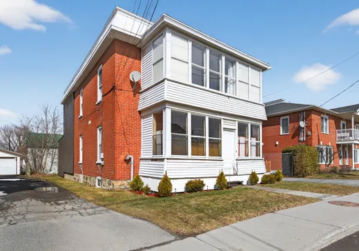 Triplex for sale - 403-405 Rue St-Jacques, Granby, J2G3N7