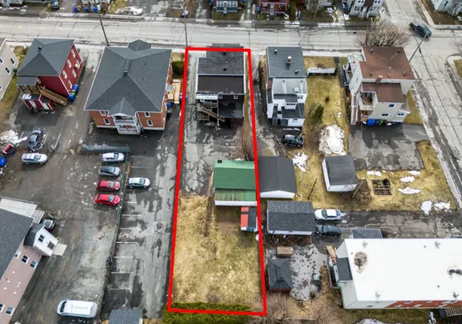 Triplex for Sale - 403-405 Rue St-Jacques, Granby, J2G 3N7