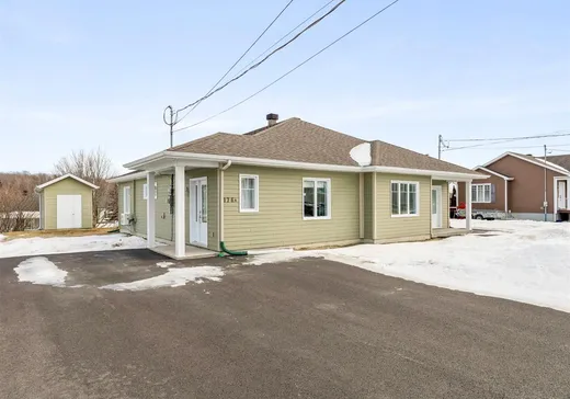 Duplex à vendre - 176Z-176AZ Rue Richard, Ste-Claire, G0R2V0