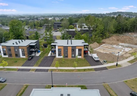 4-Plex à vendre - 942-948 Rue du Seyval, Sherbrooke, J1L 3C4