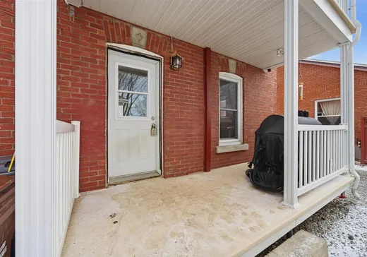 Duplex à vendre - 137-139 10e Avenue S., Sherbrooke, J1G 2R6