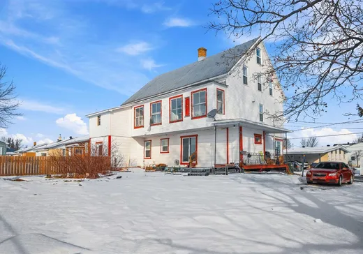 Triplex à vendre - 5 Rue St-Alfred, St-Charles-De-Bellechasse, G0R2T0