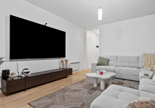 4-Plex for Sale - 4851-4855 Rue Ste-Catherine E., Montreal (Mercier/Hochelaga-Maisonneuve), H1V 1Z7