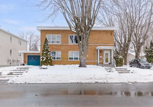Duplex à vendre - 146-148 Rue St-Félix, Drummondville, J2C1M9