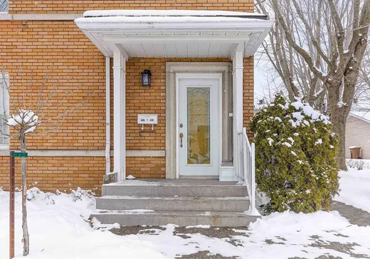 Duplex à vendre - 146-148 Rue St-Félix, Drummondville, J2C 1M9