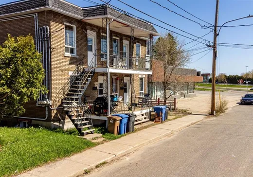 4-Plex à vendre - 2763-2775 Av. St-Alexis, Shawinigan, G9N 2Z6