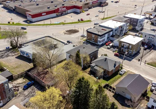 4-Plex à vendre - 2763-2775 Av. St-Alexis, Shawinigan, G9N 2Z6