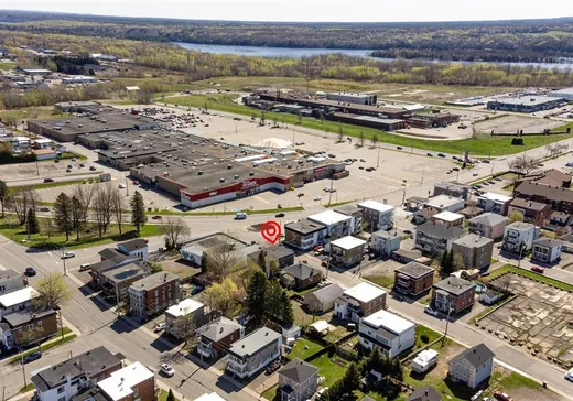 4-Plex à vendre - 2763-2775 Av. St-Alexis, Shawinigan, G9N 2Z6