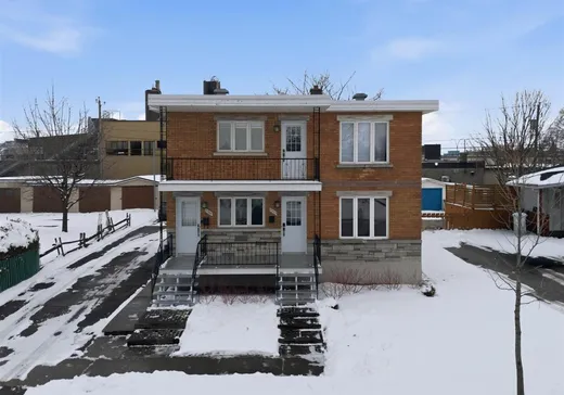 Duplex à vendre - 2545-2555 Av. Dumesnil, Saint-Hyacinthe, J2S6J2