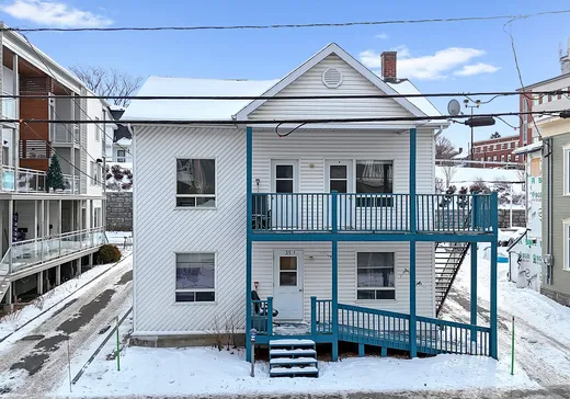 5-Plex à vendre - 35-37 Rue St-Pierre, Rimouski, G5L1T2