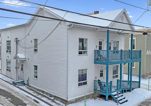 5-Plex à vendre - 35-37 Rue St-Pierre, Rimouski, G5L 1T2