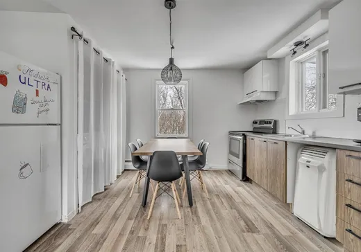 Triplex for Sale - 10450 Rue Élisabeth-II, Les Rivieres, G2A 1Y3