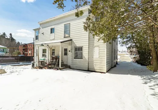 Triplex for Sale - 12-18 Rue Comeau, Sherbrooke, J1C 0P7