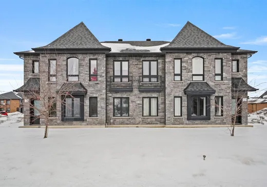 4-Plex à vendre - 304-310 Rue Principale, St-Ambroise de Kildare, J0K1C0