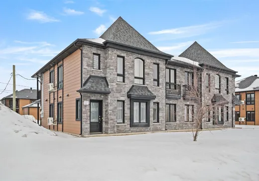 4-Plex à vendre - 296-302 Rue Principale, St-Ambroise de Kildare, J0K 1C0