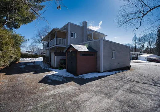 4-Plex à vendre - 119-127 Rue Notre-Dame, Sherbrooke, J1C 0S1