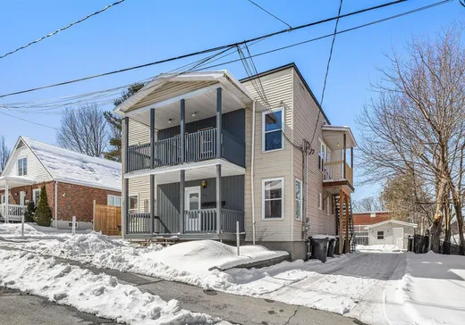 Triplex à vendre - 1333-1337 Rue St-Gérard, Sherbrooke, J1H3E6