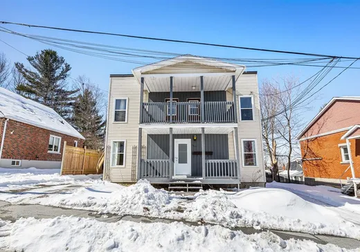 Triplex à vendre - 1333-1337 Rue St-Gérard, Sherbrooke, J1H 3E6