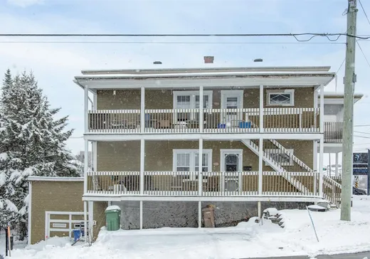 Triplex à vendre - 394-398 Rue Sherbrooke, Magog, J1X2S1