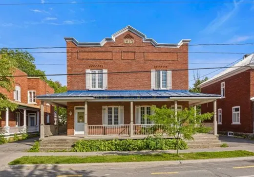 Duplex for Sale - 811-813 Rue Notre-Dame, Joliette, J6E 3J7